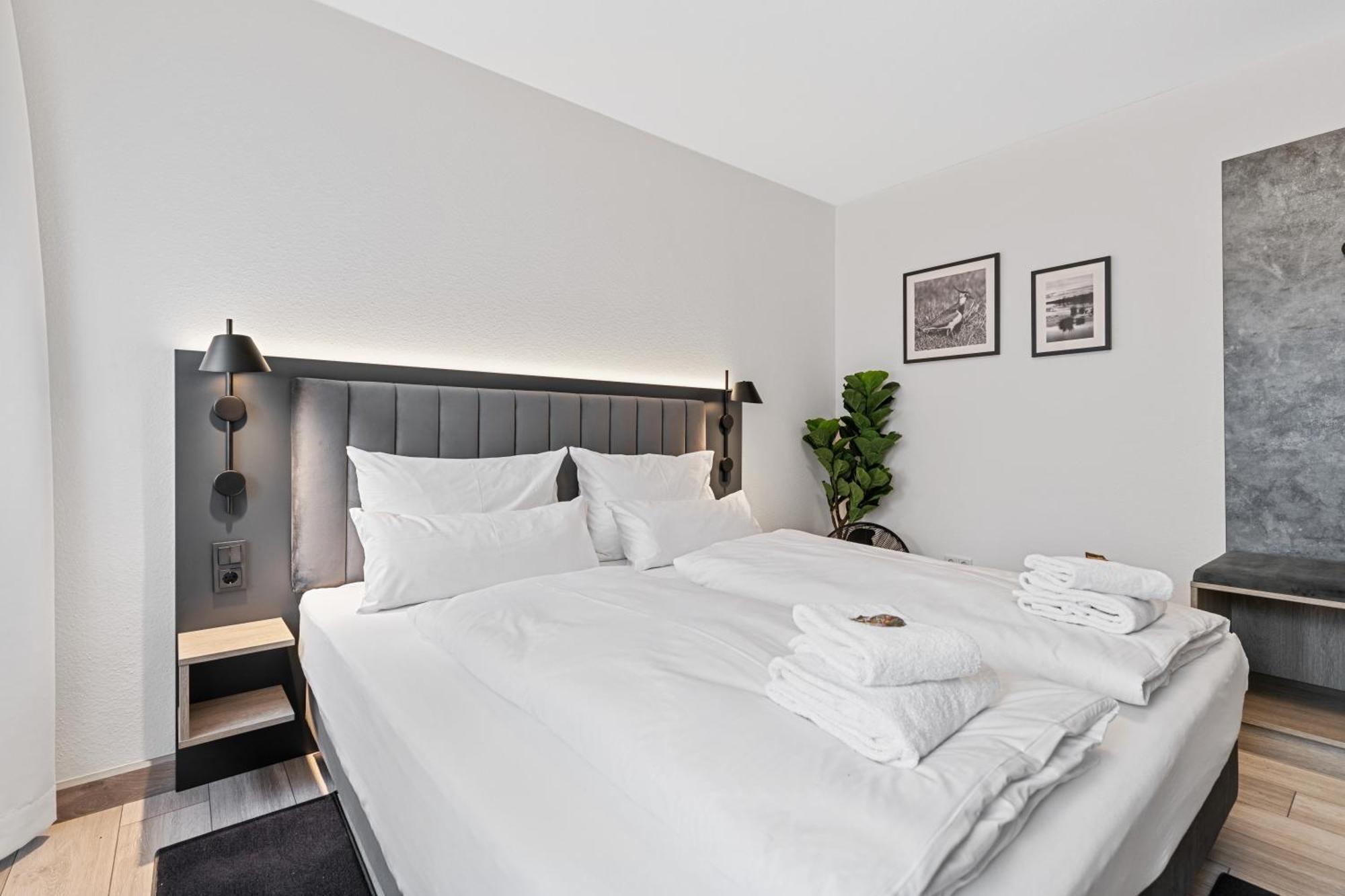 Bright Herzogenaurach Zentrum Room photo